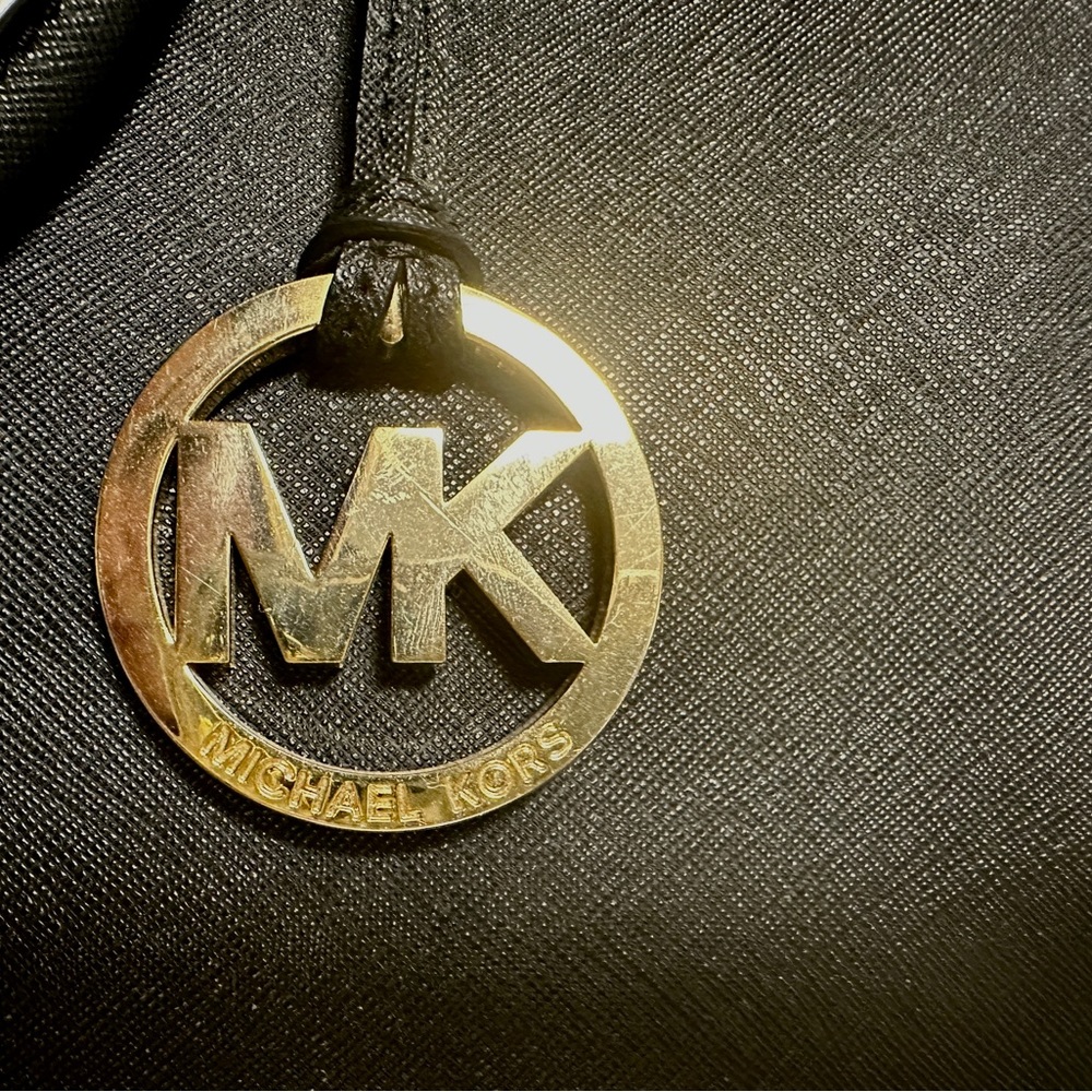 MICHAEL KORS Jet Set Satchel Purse Top Handle - Gold & Black Saffiano Leather - Picture 13 of 15